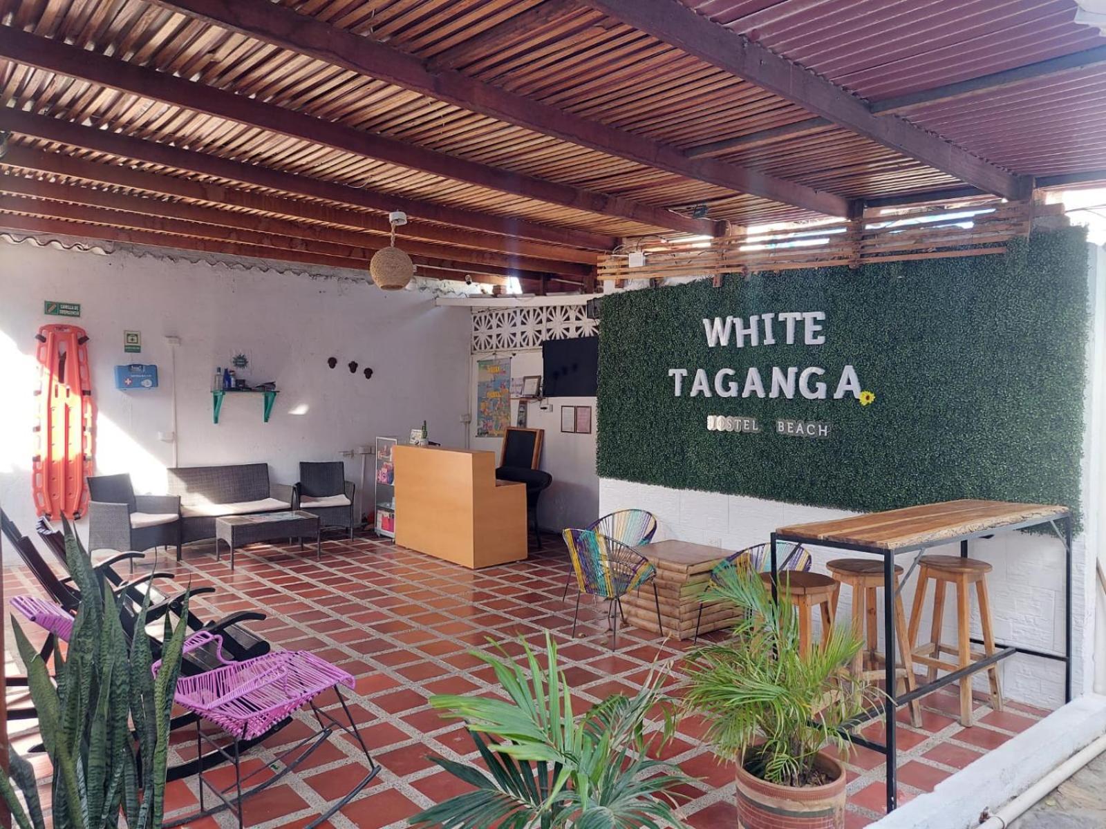 White Taganga Hotell Eksteriør bilde