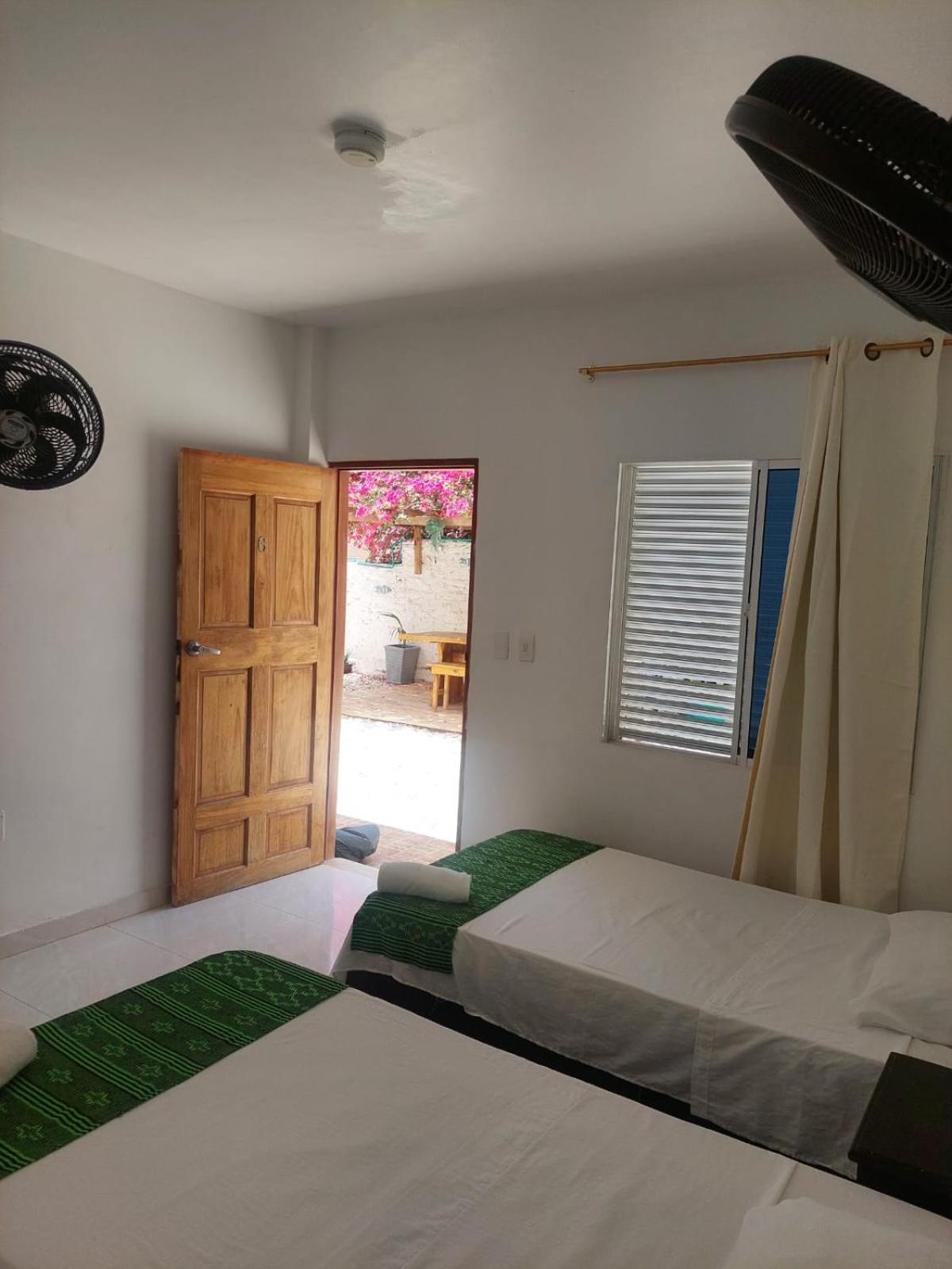 White Taganga Hotell Eksteriør bilde
